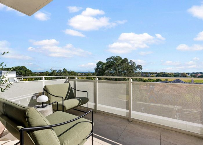  at 2A Winsomere Crescent, Westmere, Auckland City, Auckland