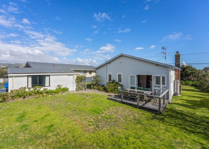  at 13 Waimea Road, Waikanae Beach, Kapiti Coast, Wellington