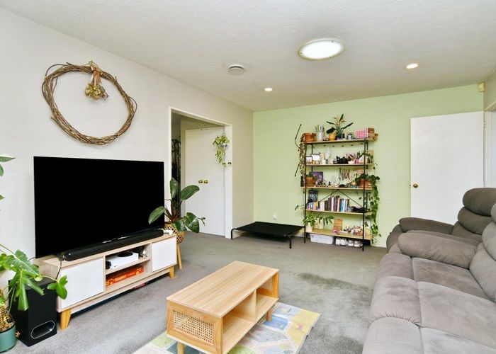  at 125 Sawyers Arms Road, Northcote, Christchurch