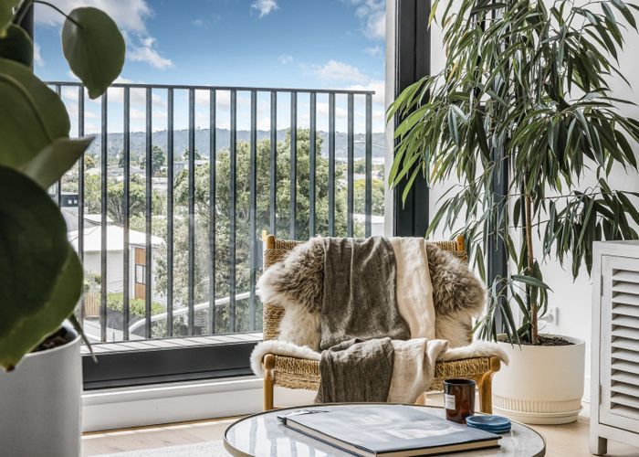  at 303/2 Miller Street, Point Chevalier, Auckland City, Auckland