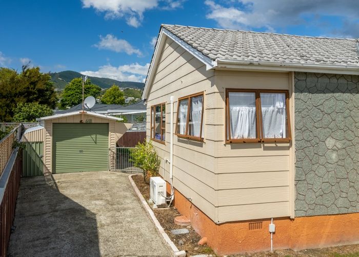  at 2/64 FERGUSSON ST, Stoke, NELSON