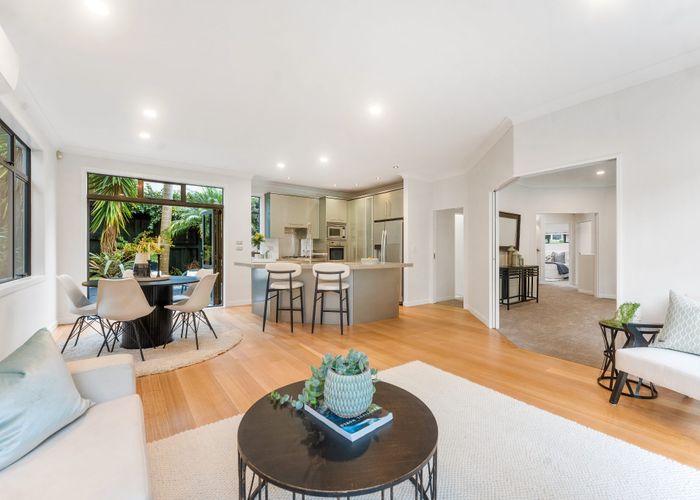  at 1A Whitby Crescent, Mairangi Bay, North Shore City, Auckland