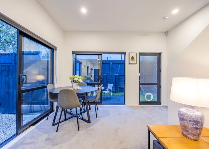  at 14B Cosy Place, Howick, Auckland