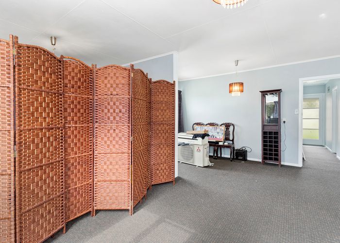  at 12 Bellona Place, Cannons Creek, Porirua