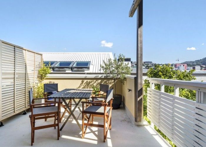  at 15/4 Frederick Street, Te Aro, Wellington, Wellington