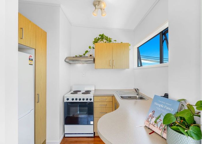  at 9/90 Crummer Road, Grey Lynn, Auckland City, Auckland
