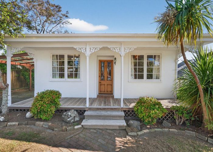  at 7 Wharf Road, Albany, North Shore City, Auckland