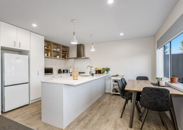  at 15 Kamana Way, Kenepuru, Porirua, Wellington