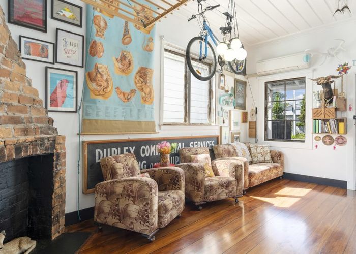  at 163 Lemon Street, Strandon, New Plymouth
