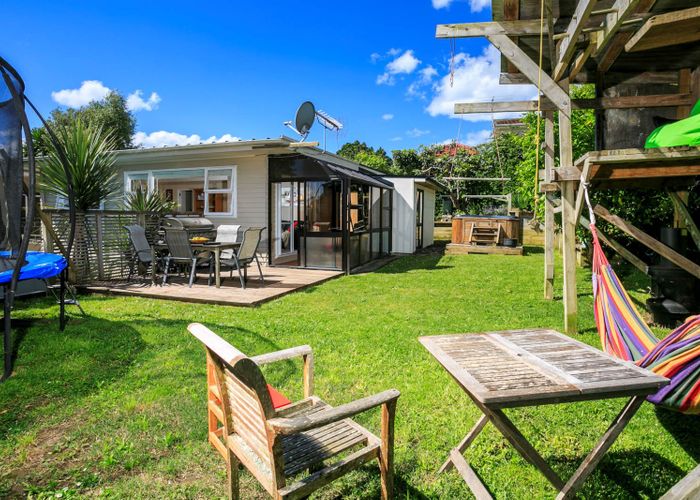  at 1/0 Harley Road, Hauraki, Auckland