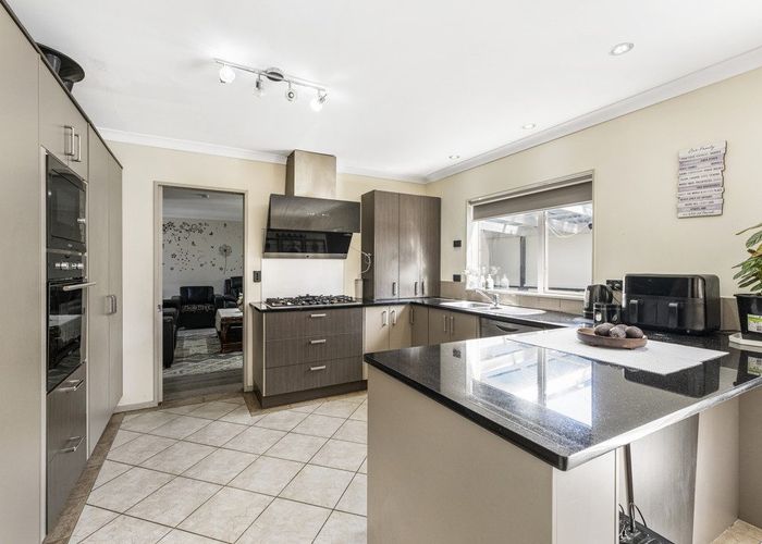  at 76B Rathmar Drive, Manurewa, Auckland