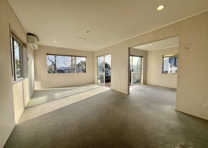  at 2 Birchlea Rise, Goodwood Heights, Manukau City, Auckland
