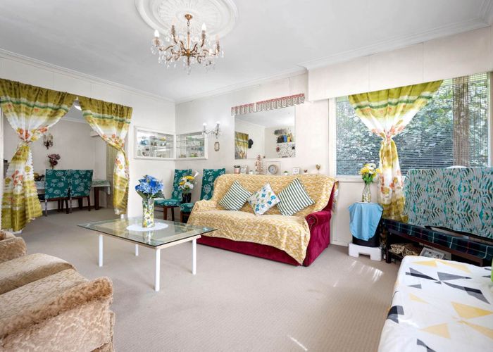 at 16 Domain Road, Panmure, Auckland City, Auckland