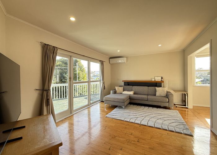  at 9 Linwood Ave, Forrest Hill, North Shore City, Auckland