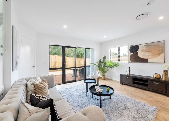 at 4/46 Vera Road, Te Atatu South, Waitakere City, Auckland
