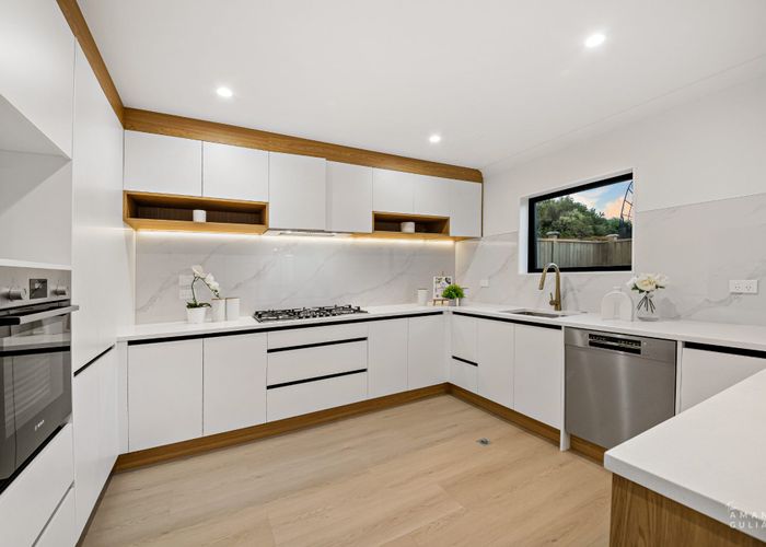  at Lot 1/75 Titirangi Road, New Lynn, Waitakere City, Auckland