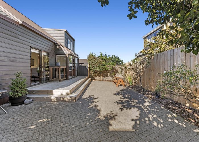  at 16B Wilisa Rise, Goodwood Heights, Manukau City, Auckland