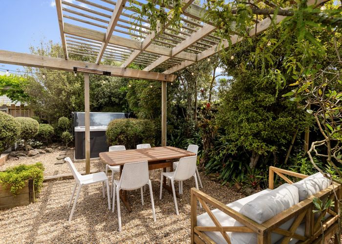  at 1/19 Tane Street, New Lynn, Auckland