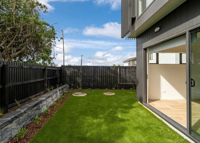  at 7/75 Mcannalley Street, Manurewa, Manukau City, Auckland
