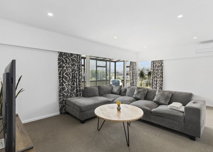  at 9 Blandford Way, Newlands, Wellington