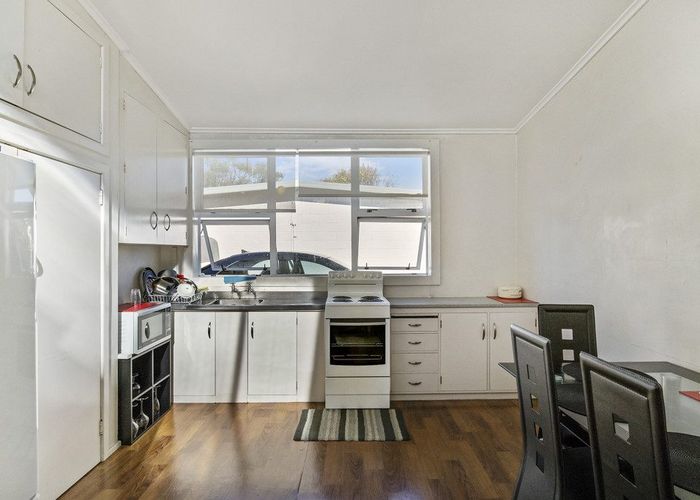  at 2/131 Carruth Road, Papatoetoe, Manukau City, Auckland