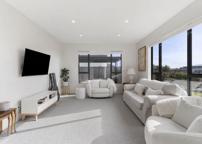  at 35 Doidge Street, Beachlands, Manukau City, Auckland