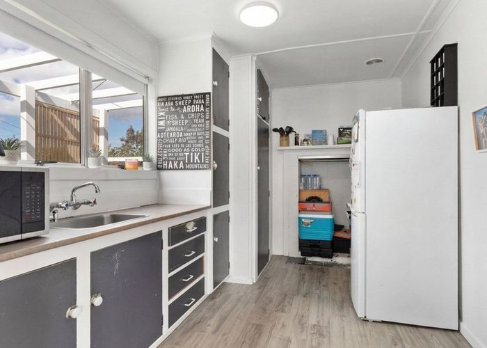  at 27 Oxford Street, Masterton, Masterton, Wellington