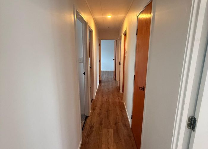  at 58 Everglade Drive, Goodwood Heights, Manukau City, Auckland