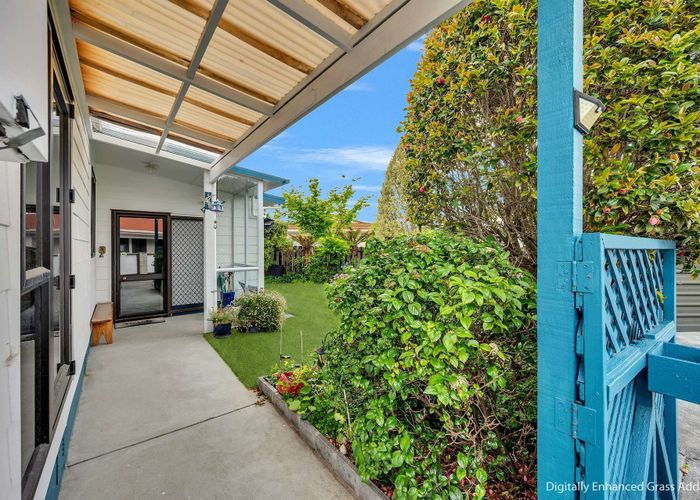  at 2/17 Townshend Crescent, Greenmeadows, Napier, Hawke's Bay