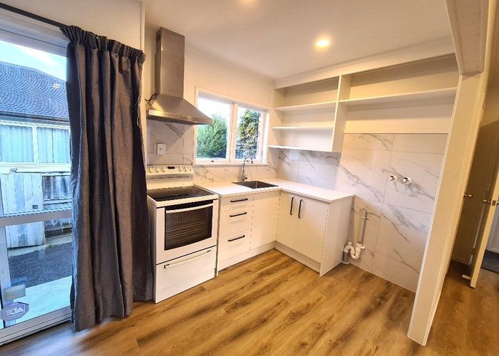  at 45 Hogans Road, Glenfield, Auckland