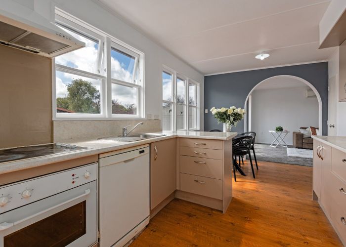  at 3 Cohen Place, Milson, Palmerston North