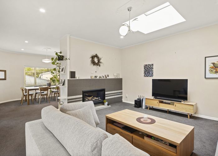  at 107 Karori Road, Karori, Wellington