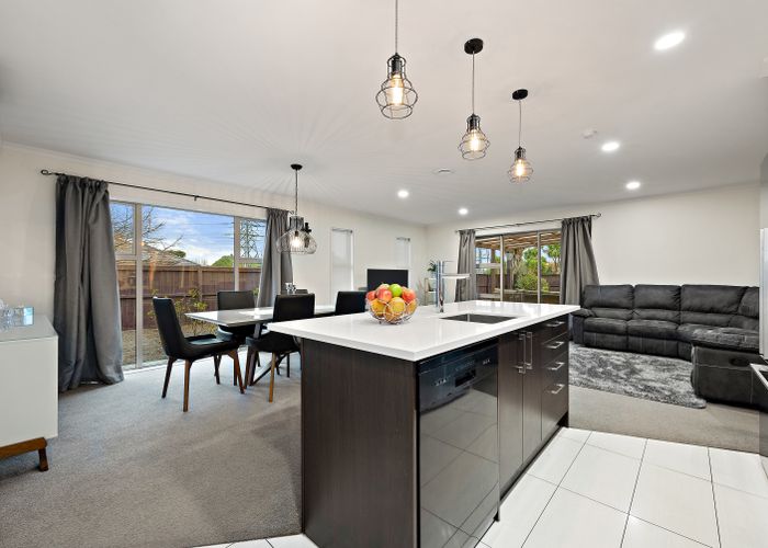  at 15 Little Oaks Drive, Yaldhurst, Christchurch