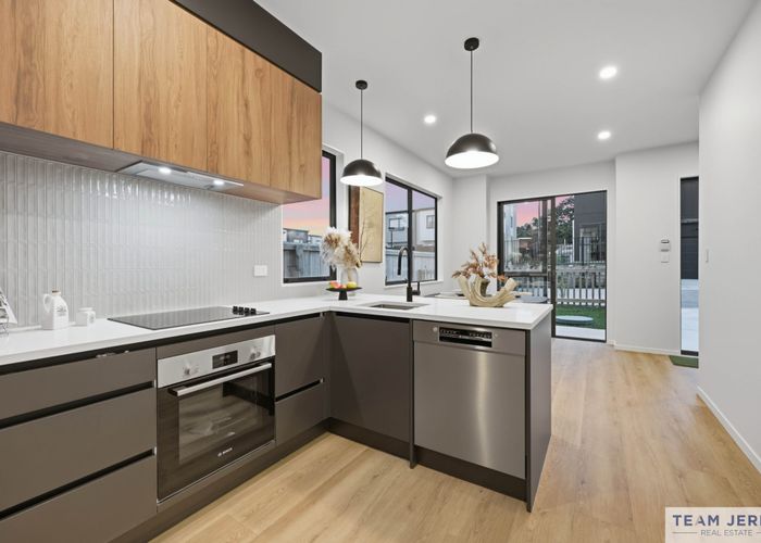  at Lot 32/36-46 Moire Road, West Harbour, Waitakere City, Auckland