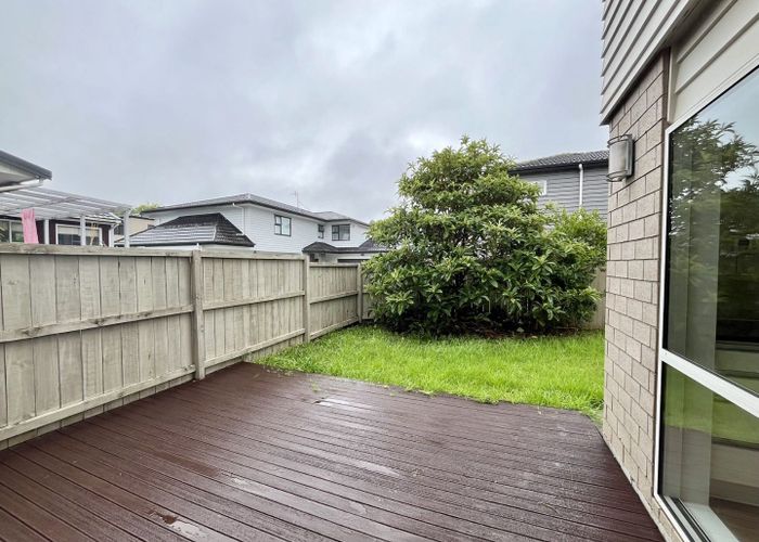  at 11 Littlejohn Street, Hillsborough, Auckland