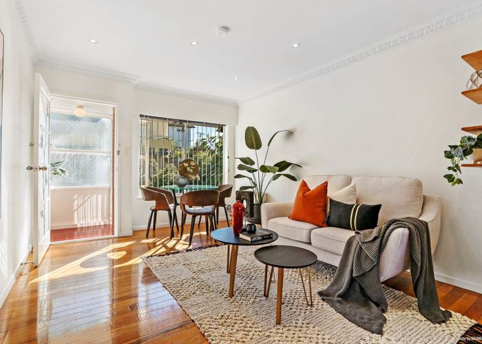  at 1/3 Kingsway Avenue, Sandringham, Auckland City, Auckland