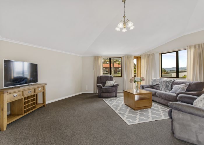  at 98 View Road, Houghton Bay, Wellington