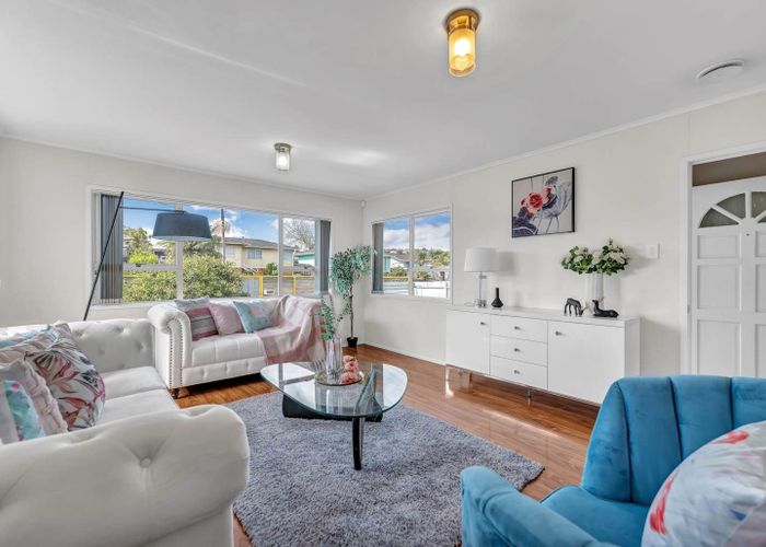 at 39 Zelda Avenue, Clover Park, Auckland