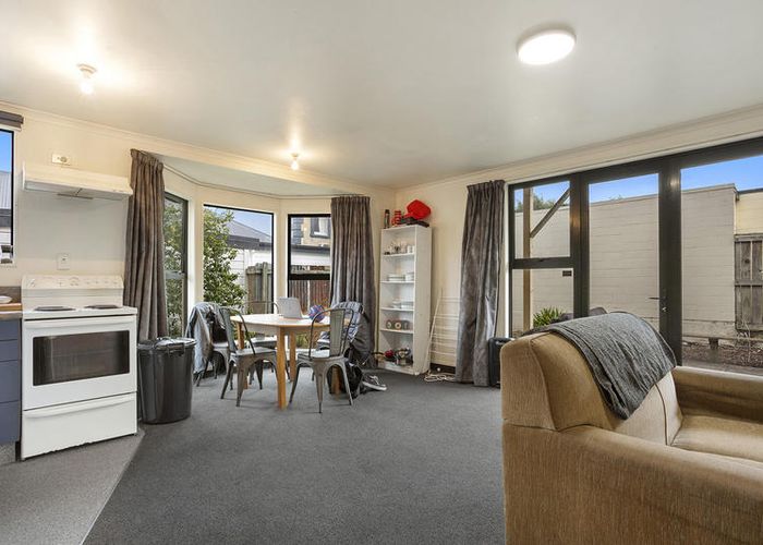  at 660A Castle Street, North Dunedin, Dunedin