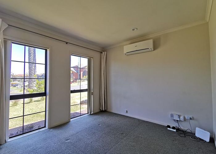  at 21 San Pedro Place, Henderson, Auckland