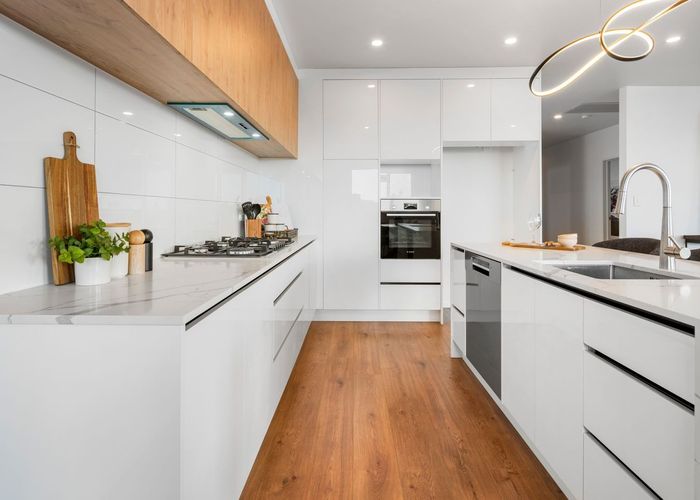  at 25 Baumea Rise, Westgate, Waitakere City, Auckland