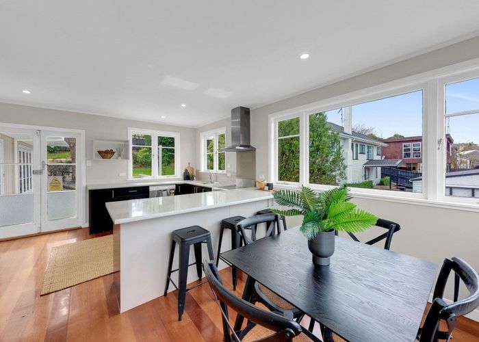  at 52 Cambridge Road, Hillcrest, Hamilton, Waikato