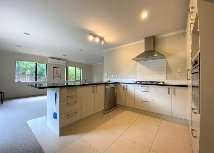  at 40 Bradnor Meadows Drive, Swanson, Waitakere City, Auckland