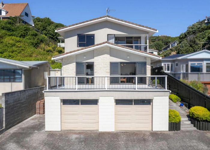  at 168 St Andrews Road, Plimmerton, Porirua