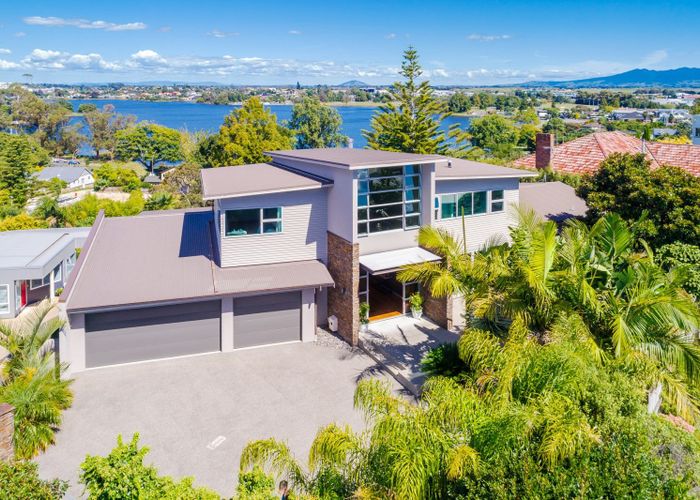  at 102 Lake Road, Frankton, Hamilton