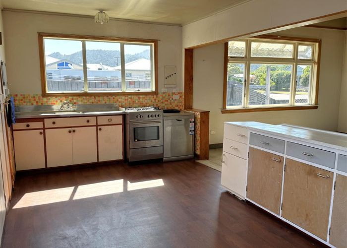  at 18 Doyle Street, Blaketown, Greymouth