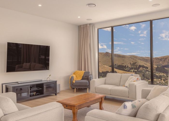  at 4 Plains View, Mount Pleasant, Christchurch City, Canterbury