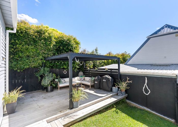  at 1/107 Browns Bay Road, Browns Bay, North Shore City, Auckland