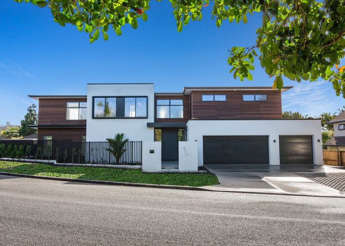  at 5 Waipuia Place, Greenhithe, North Shore City, Auckland