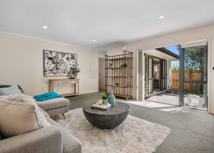  at 30B Lenore Road, Favona, Auckland